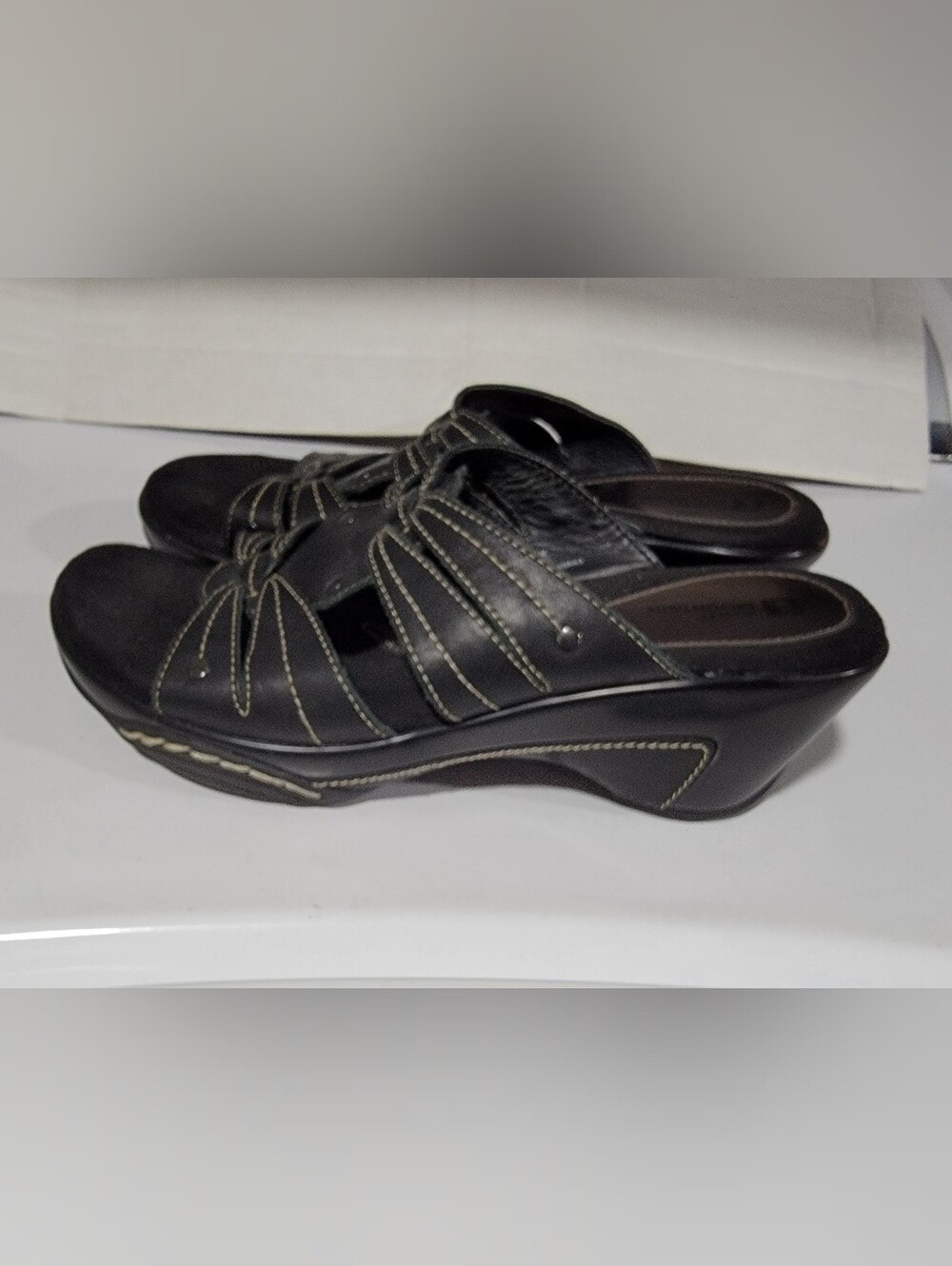 White Mountain black wedge sandals-size 10